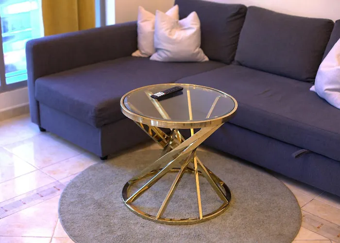 Your Home In Marina, One Bedroom